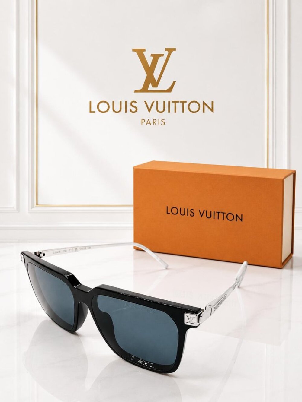 Authentic Louis Vuitton LV Rise Square Sunglasses Z1667E